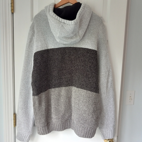 Buffalo David Bitton Lined Sweater with Hood - NWOT - Picture 2 of 13